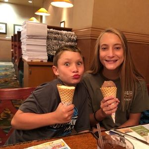 Meet your Posher, Alyssa